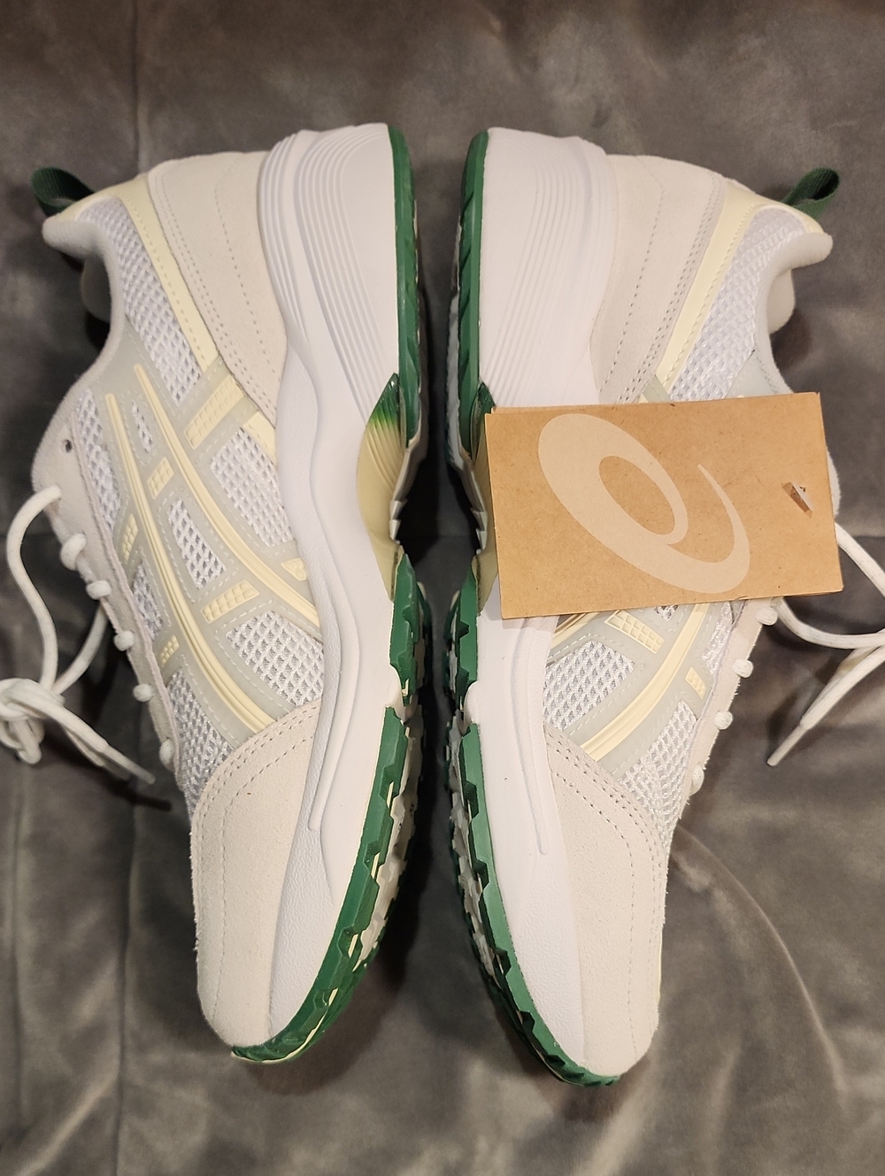 Women's Asics Gel 1090v2 Running Shoe - Size 9 - Picture 3 of 9
